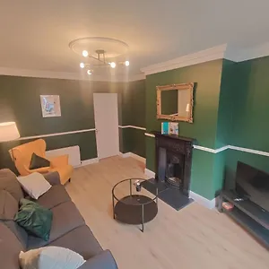 Holiday home Modern 4 Bedroom Townhouse In City Centre, Dublin