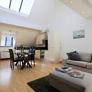 Holiday home Superbly Located Bright And Airy Mews., Dublin